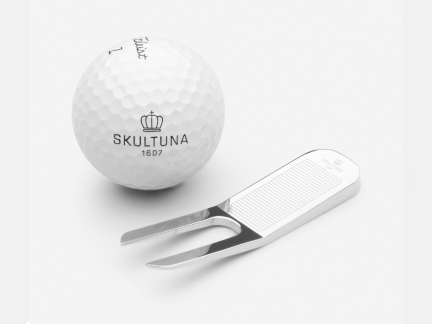 Pitchfork Skultuna 1607 Steelproduct image #1