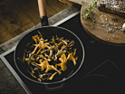 Koekenpan Gietijzer Fiskars Norden 28 cmproduct thumbnail #3