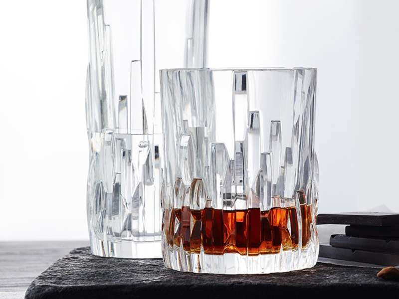 Whiskeyglazen graveren - Gepersonaliseerde whiskyglazen naam tekst - Kopen online